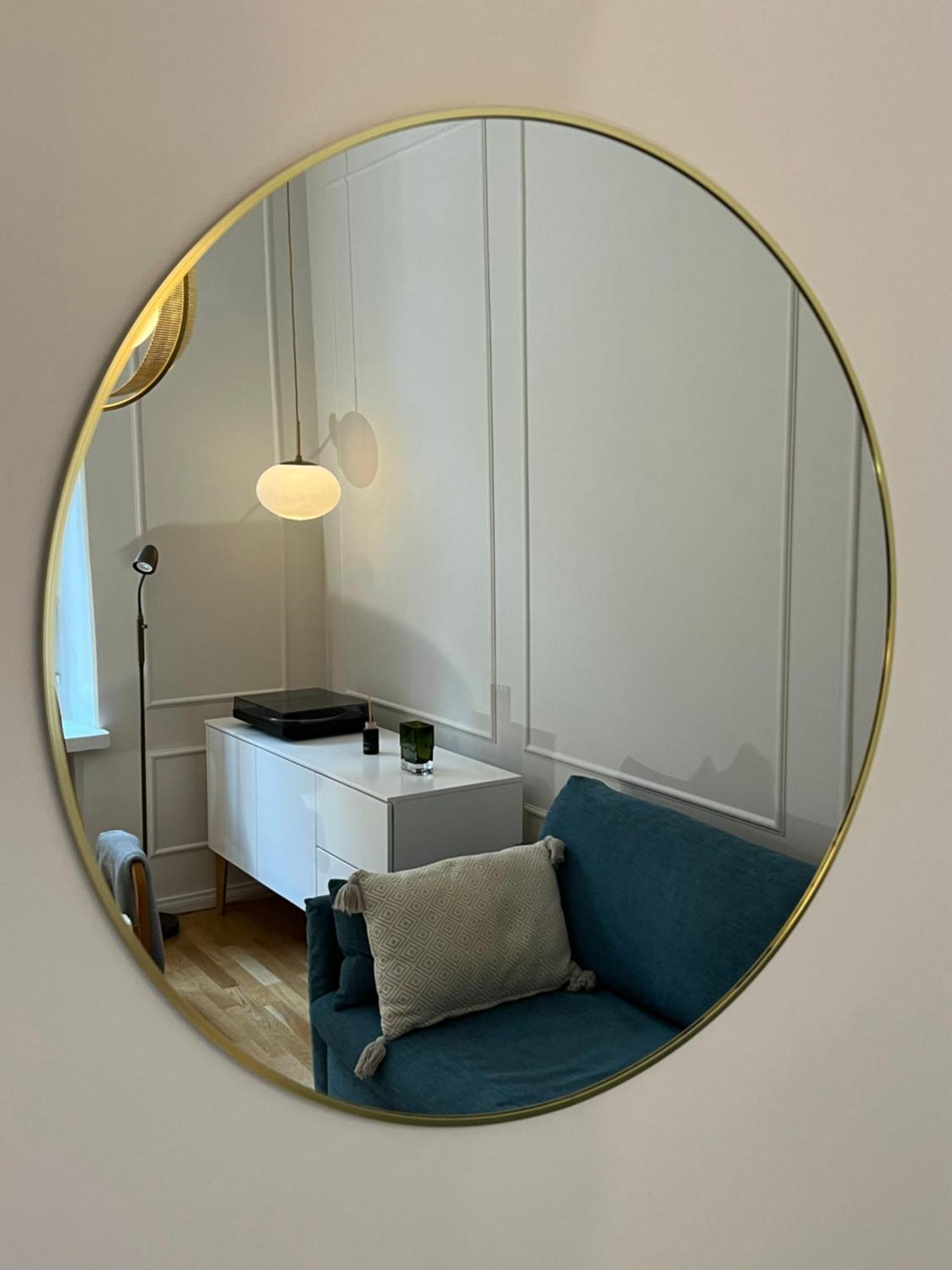 Central, Peaceful, High-end *